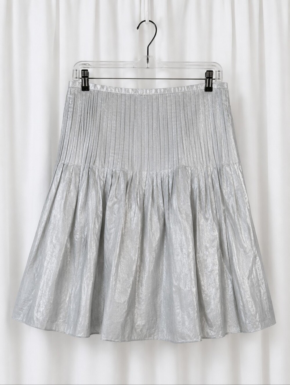 Leggiadro Vintage Y2K Silver Metallic Pleated A-line Cocktail Party Mini Skirt - Picture 1 of 9